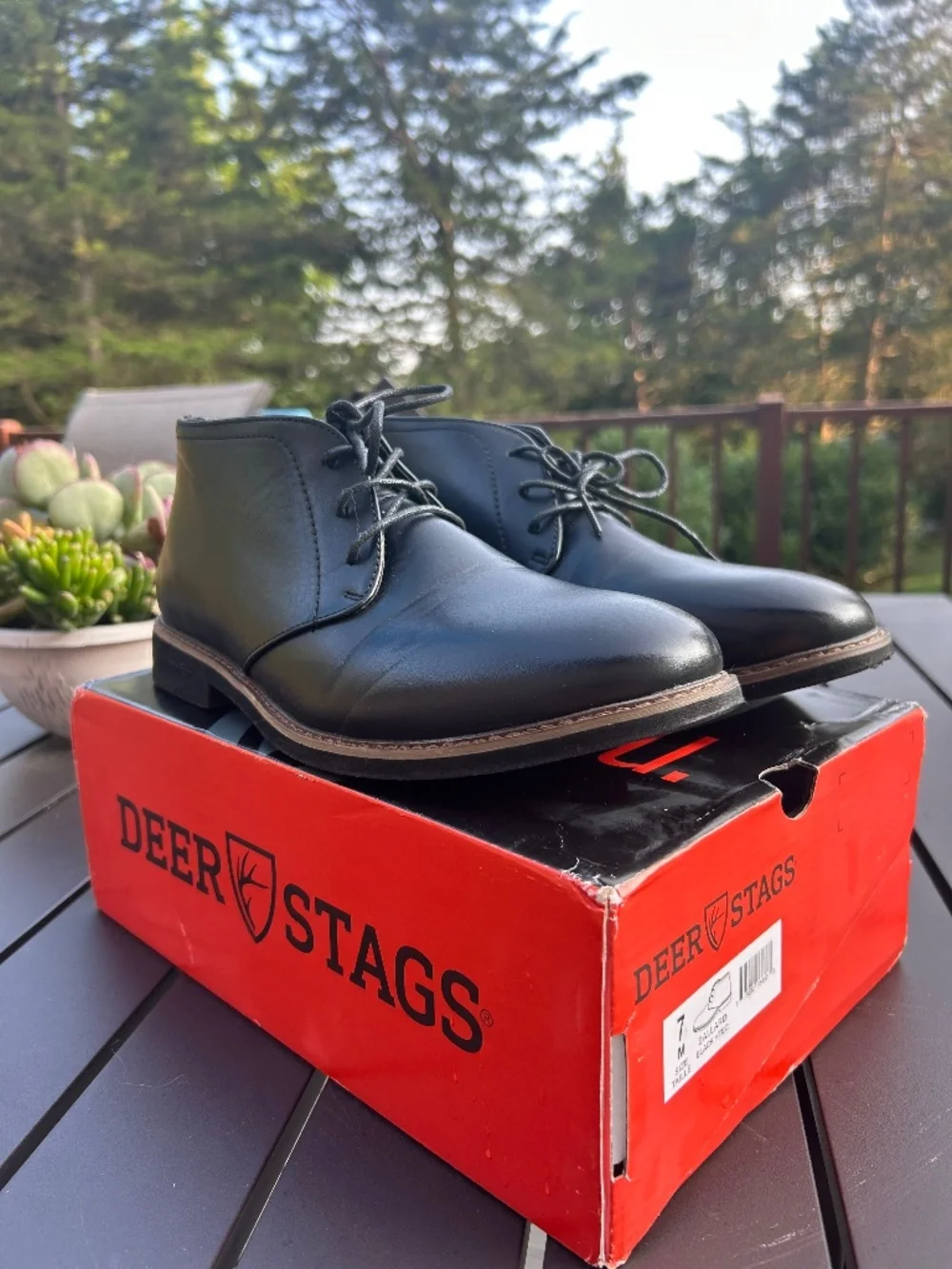 Deer Stags Ballard Mens/Big kids chukka boot size 7